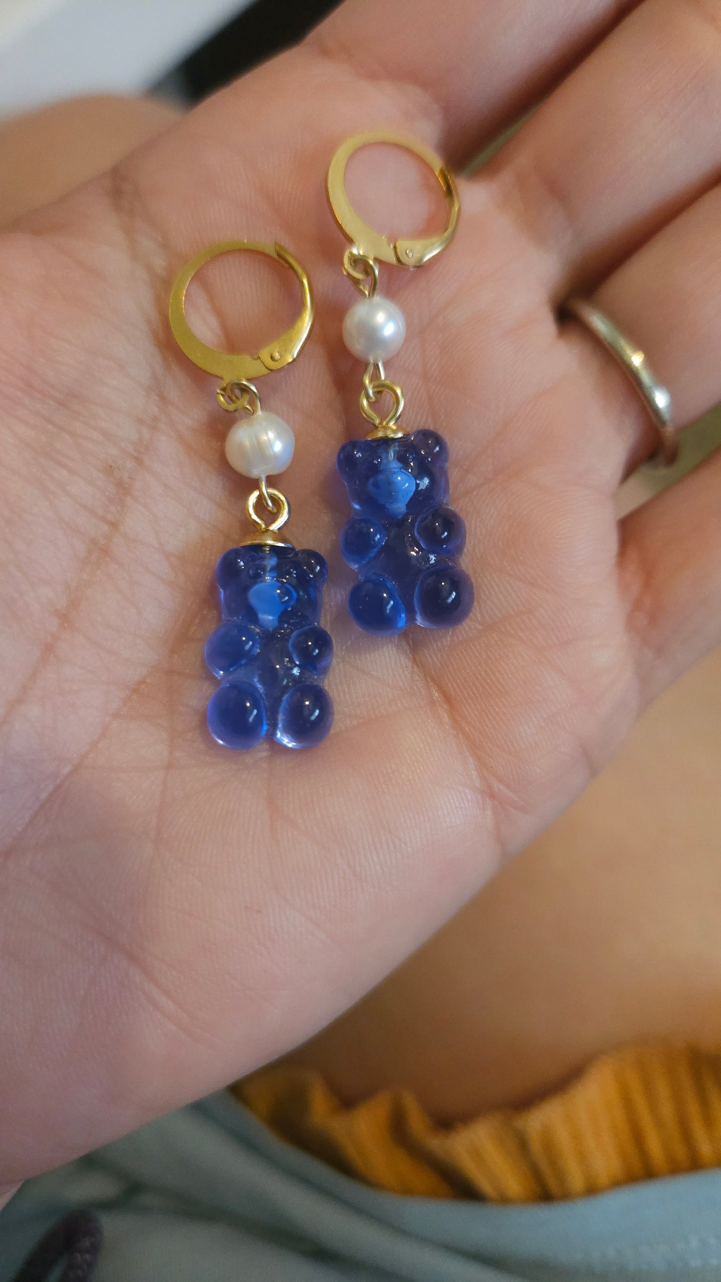 🧸✨ Yummy Gummy Huggie Earrings – Freshwater Pearls & Acrylic Gummy Bears | Handmade Kawaii Statement Hoops
