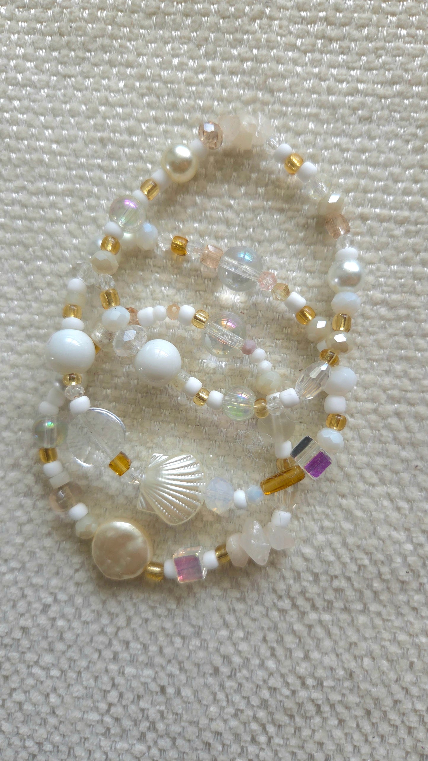 Playita Elastic Bracelet Set — pulseras elásticas hechas a mano, summer vibes, stacking colorful, dopamine dressing, Y2K fashion.