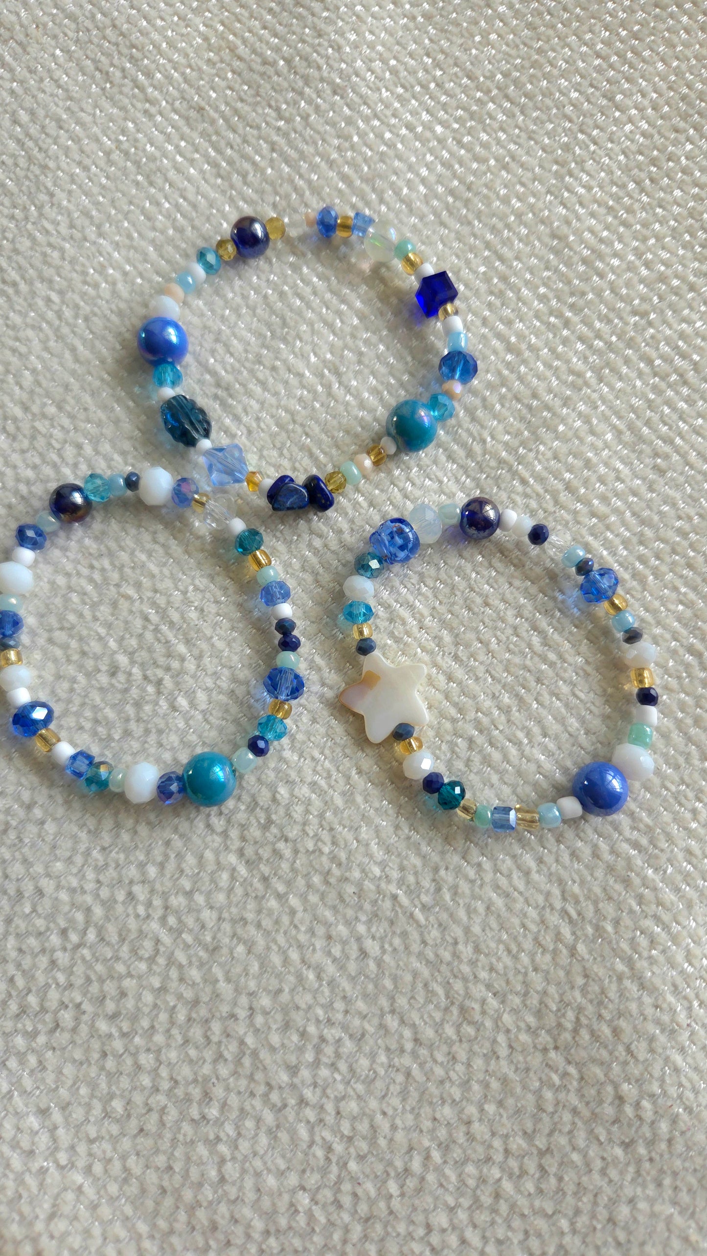 Playita Elastic Bracelet Set — pulseras elásticas hechas a mano, summer vibes, stacking colorful, dopamine dressing, Y2K fashion.