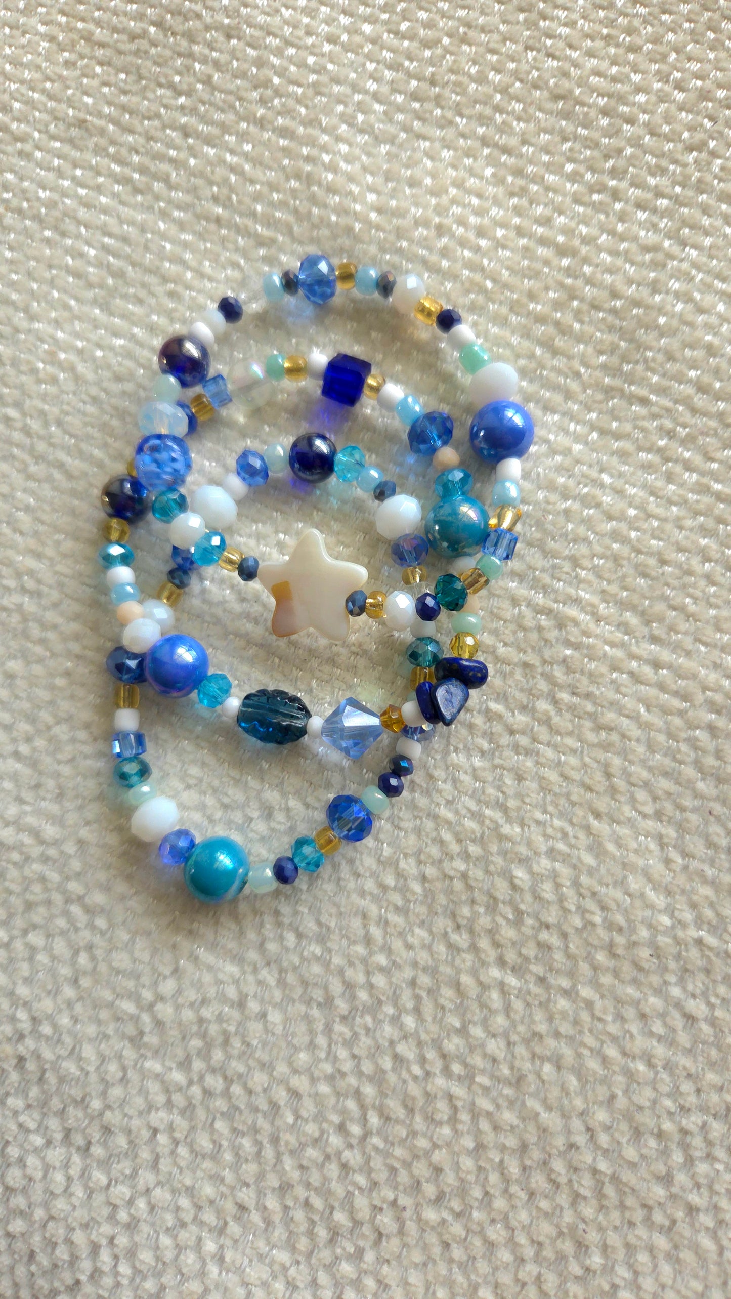 Playita Elastic Bracelet Set — pulseras elásticas hechas a mano, summer vibes, stacking colorful, dopamine dressing, Y2K fashion.