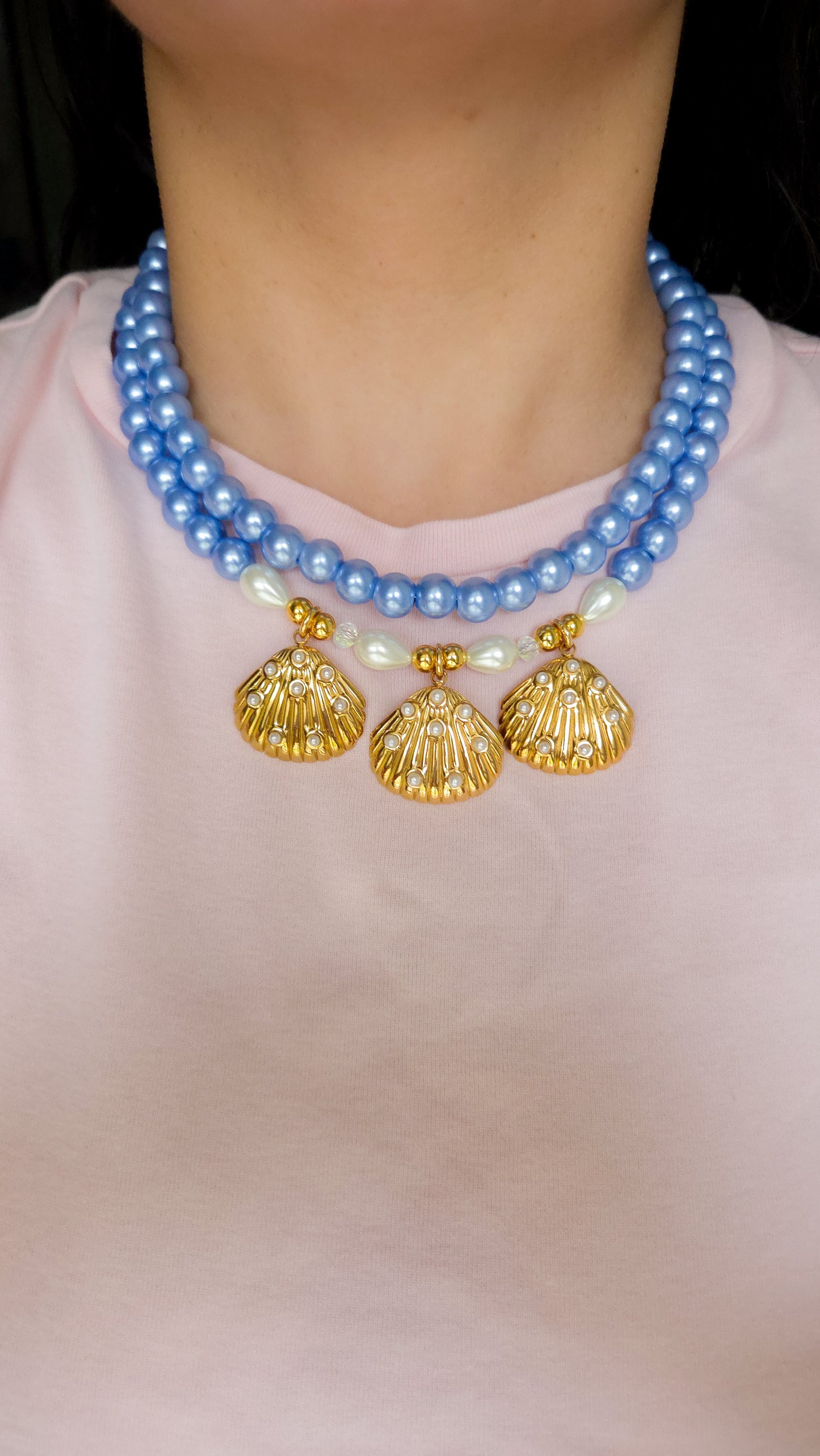 🧜♀️Mermaid Treasure Necklace – Y2K Inspired Glass Pearls & Gold Seashells