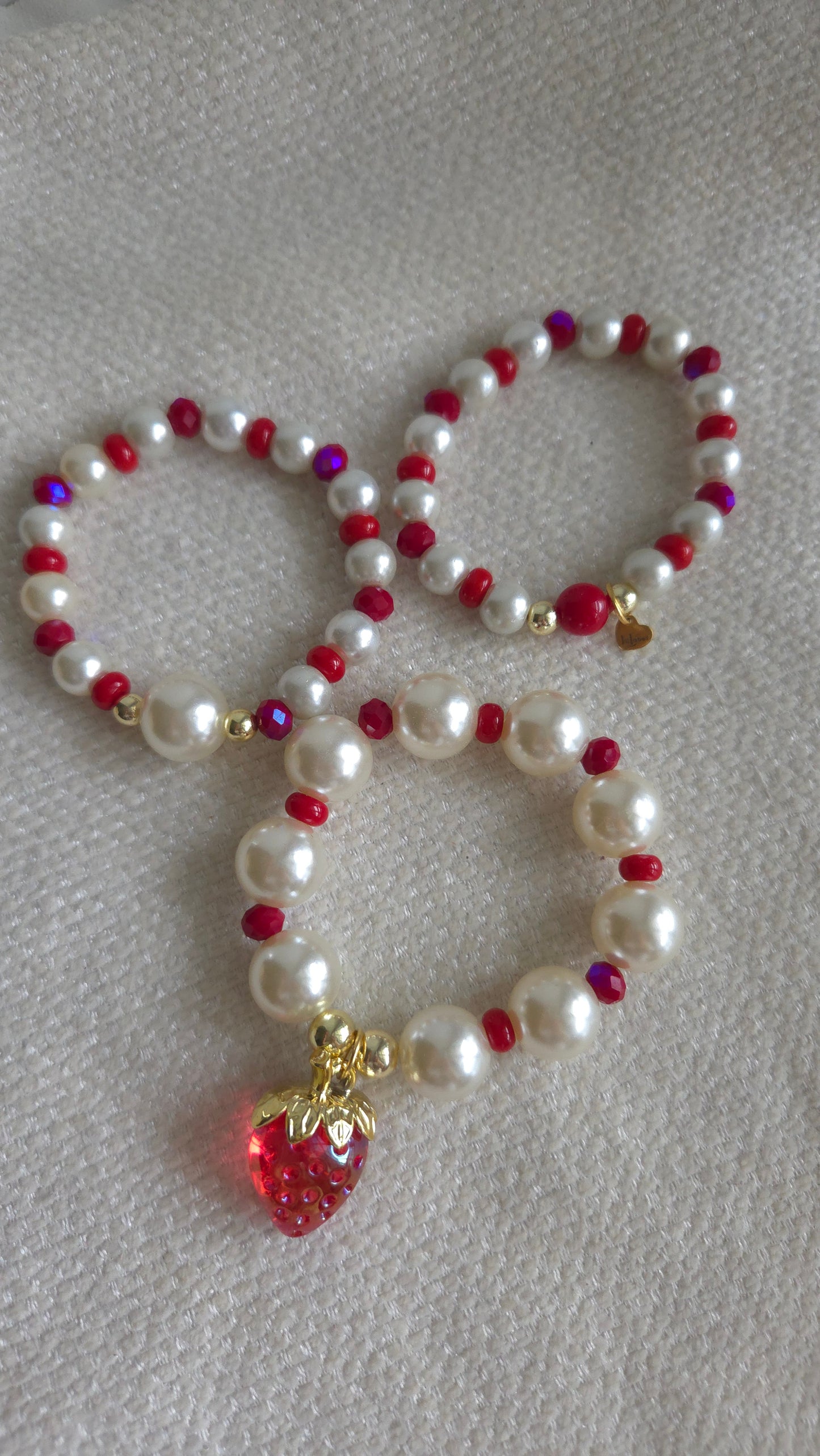 elastic bracelet set, handmade jewelry, dopamine fashion, kawaii Y2K, strawberry charm, crystal pearls, colorful accessories, chunky pearls, nostalgia jewelry, maximalista style
