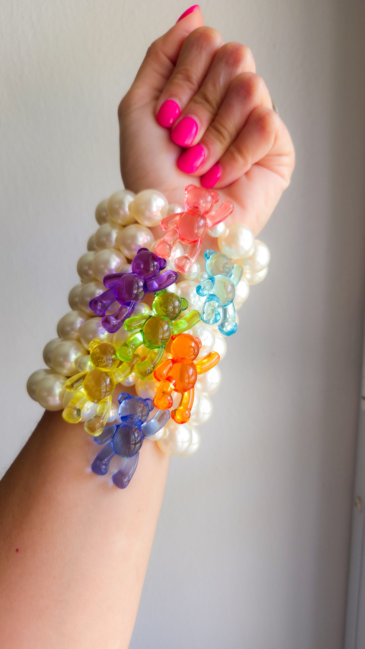 ✨ Crystal Teddy Elastic Bracelet – Handmade Chunky Pearls & Acrylic Bears | Y2K Dopamine Dressing Jewelry