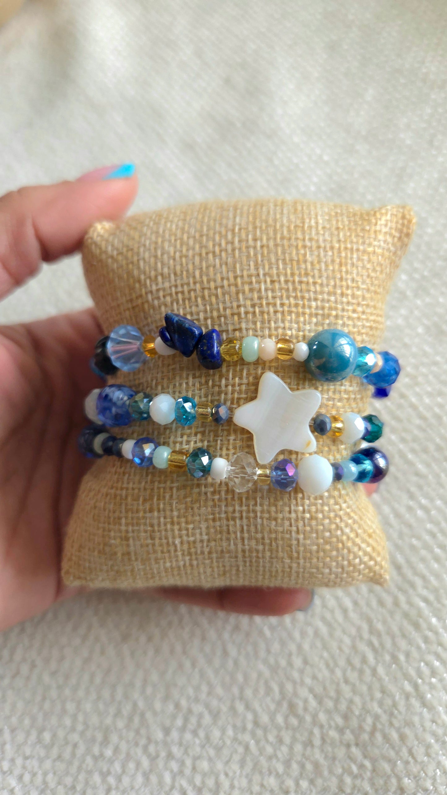 Playita Elastic Bracelet Set — pulseras elásticas hechas a mano, summer vibes, stacking colorful, dopamine dressing, Y2K fashion.
