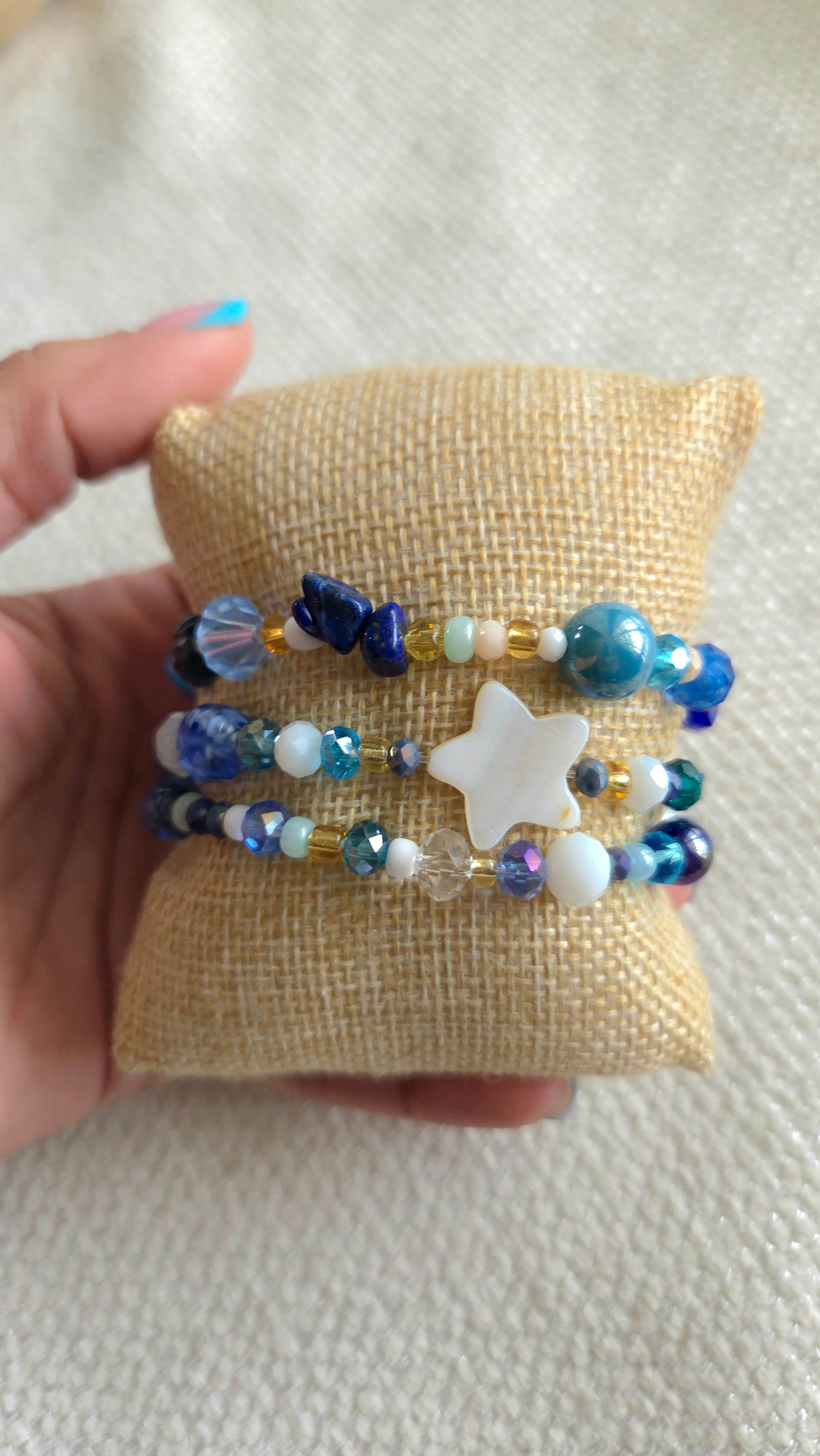 Playita Elastic Bracelet Set — pulseras elásticas hechas a mano, summer vibes, stacking colorful, dopamine dressing, Y2K fashion.