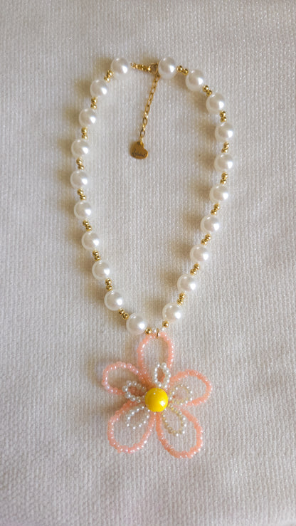 Blush Daisy Pearl Necklace