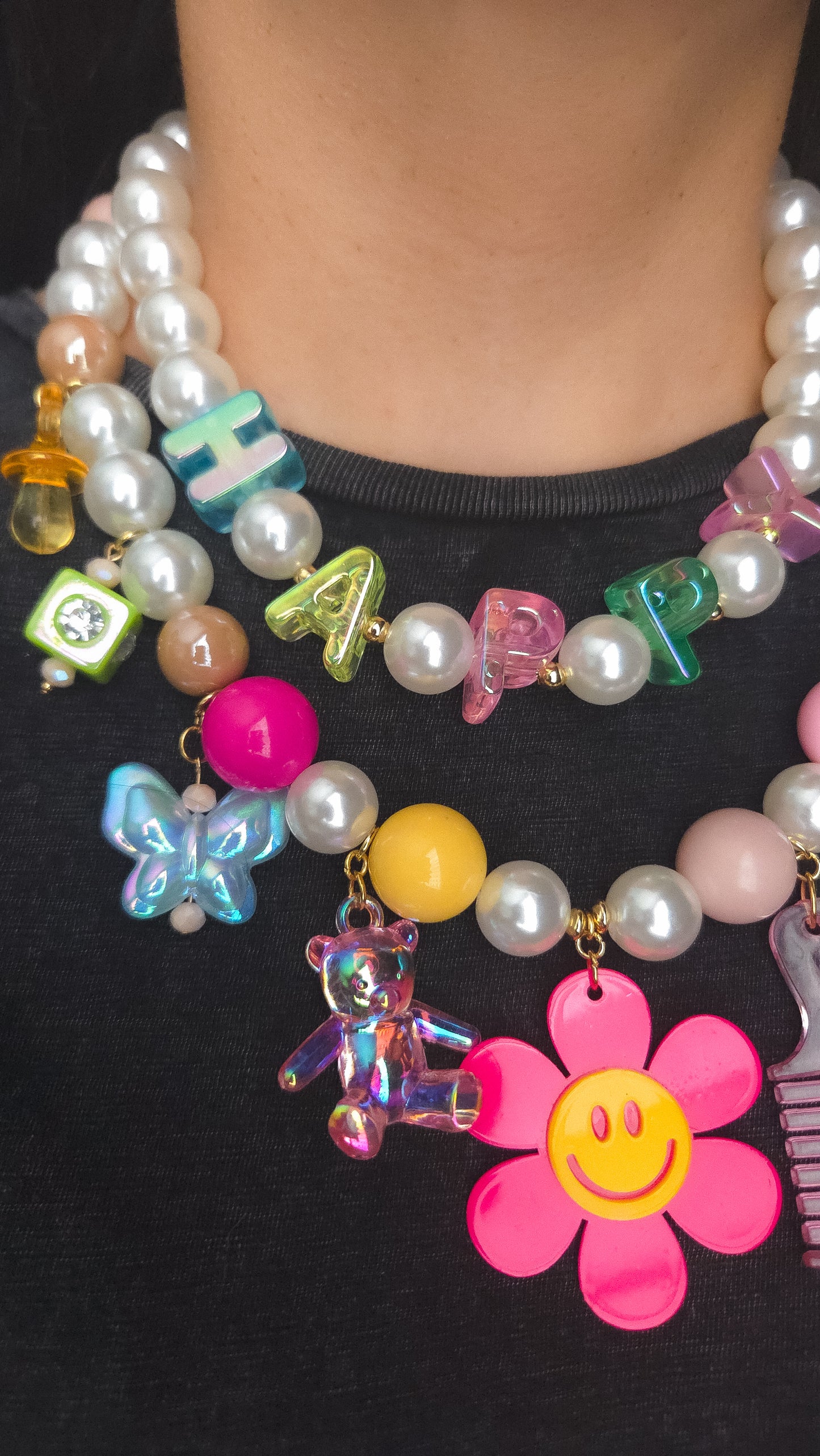 Happy Charm Pearl Necklace