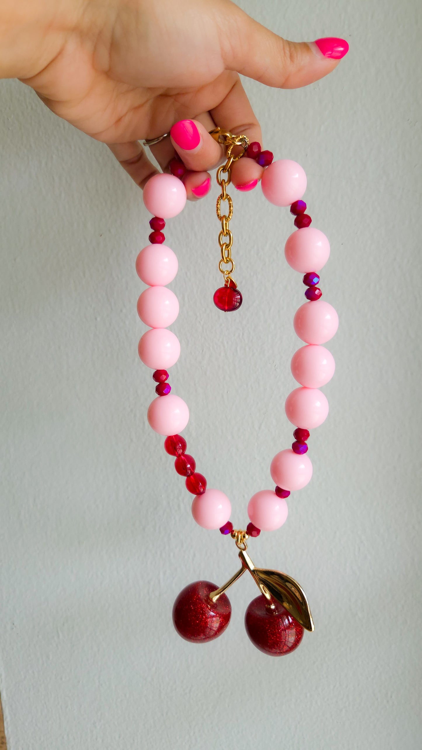 🍒 Cherry Bomb Necklace
| Handmade Dopamine Jewelry