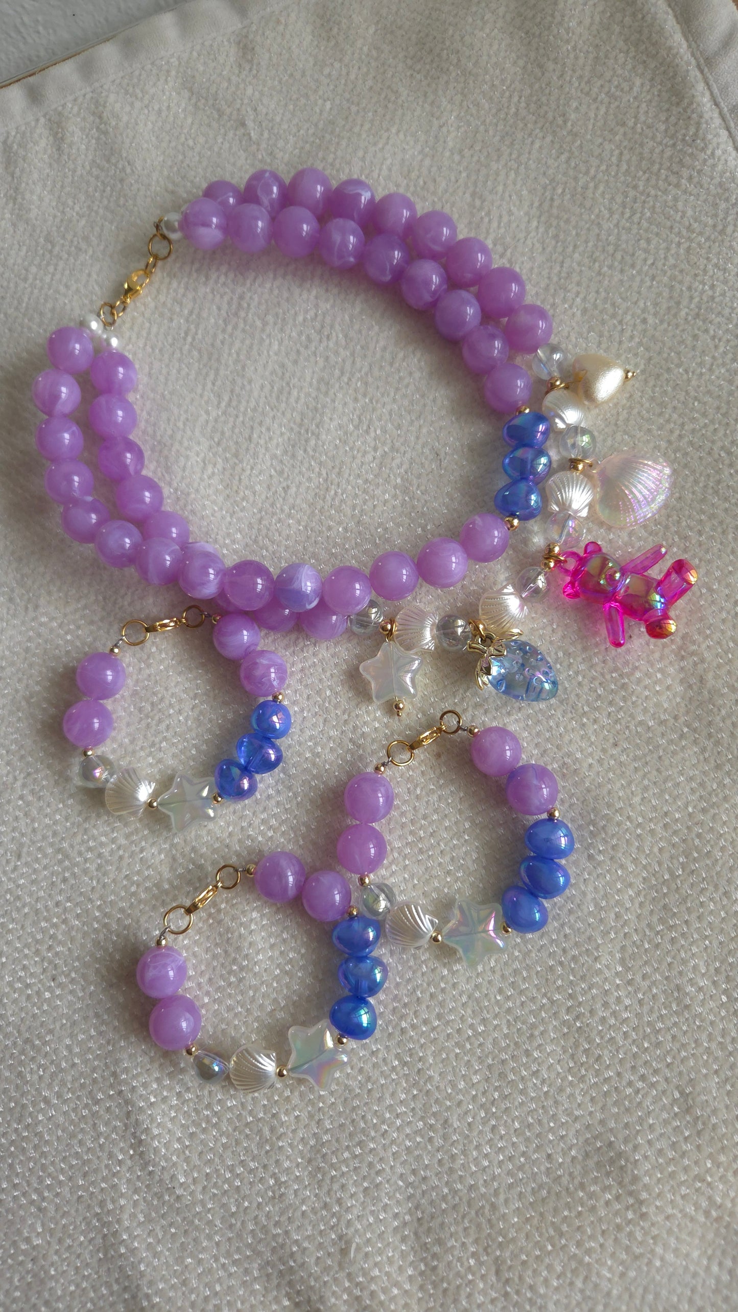 🌸 Dreamy Lilac Teddy Bracelet – Kawaii Y2K Handmade Dopamine Dressing Jewelry