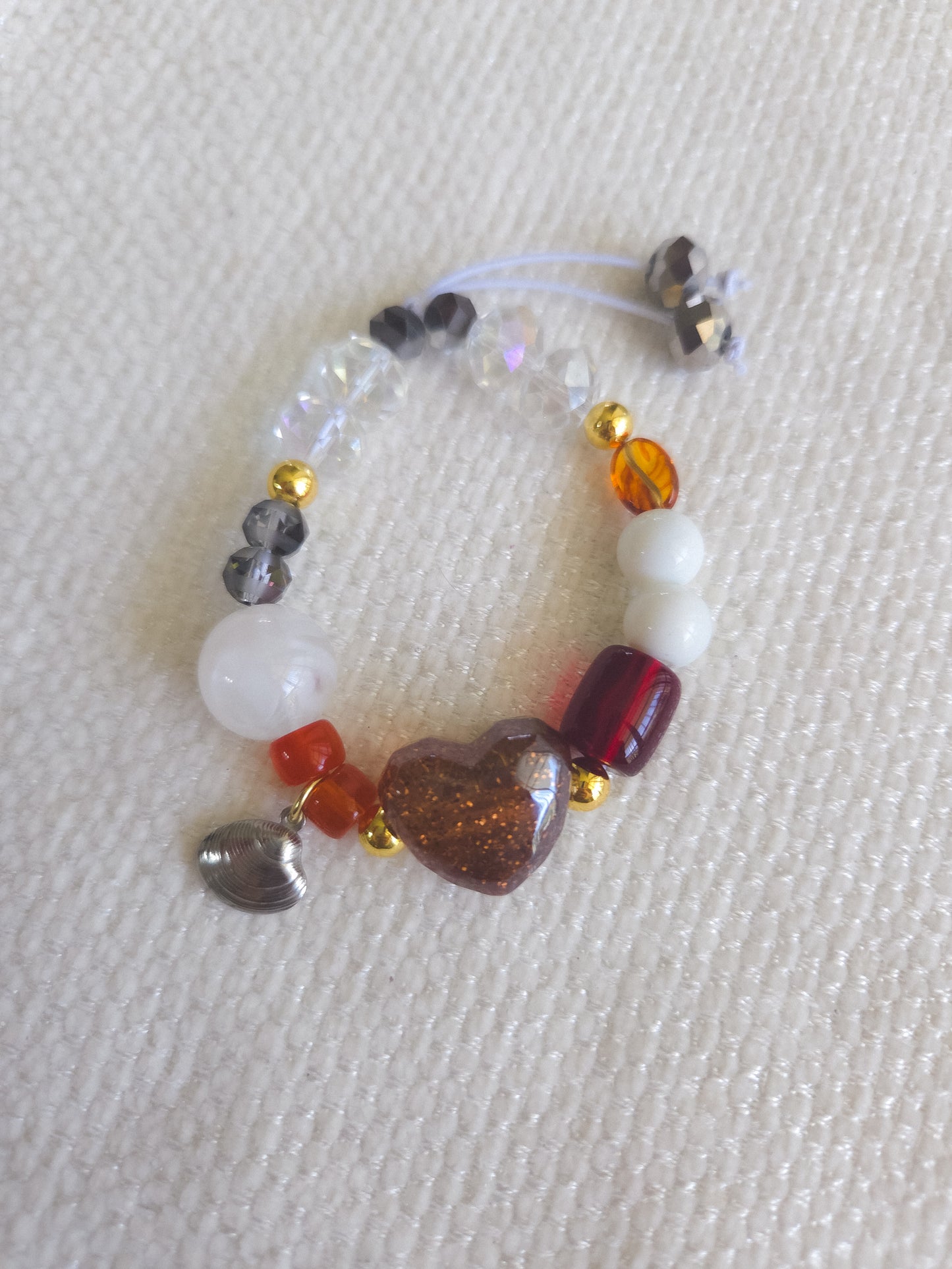 Mocha Heart Shell Bracelet ☕️🩶🐚