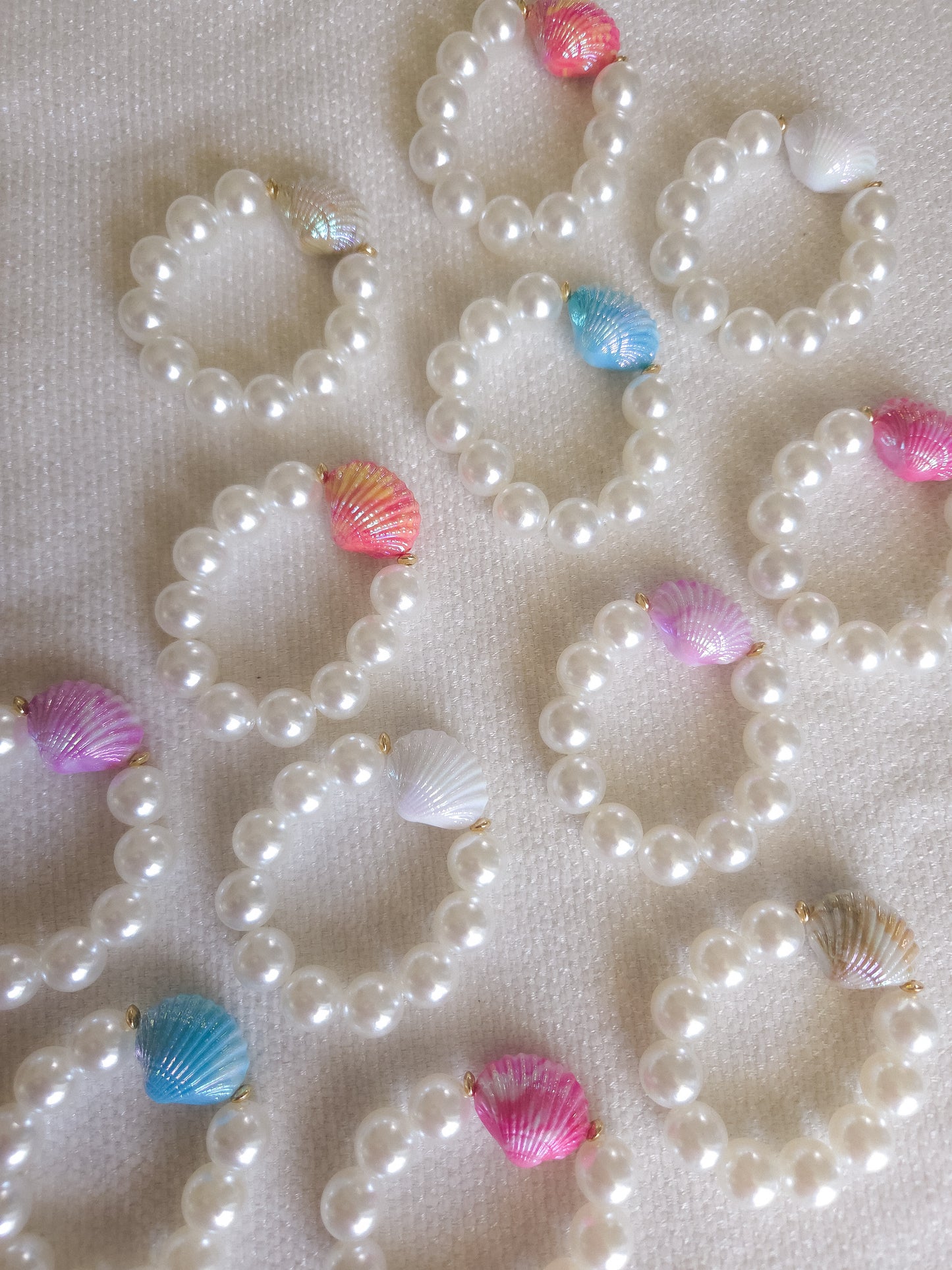 Shell Pearl Bracelet