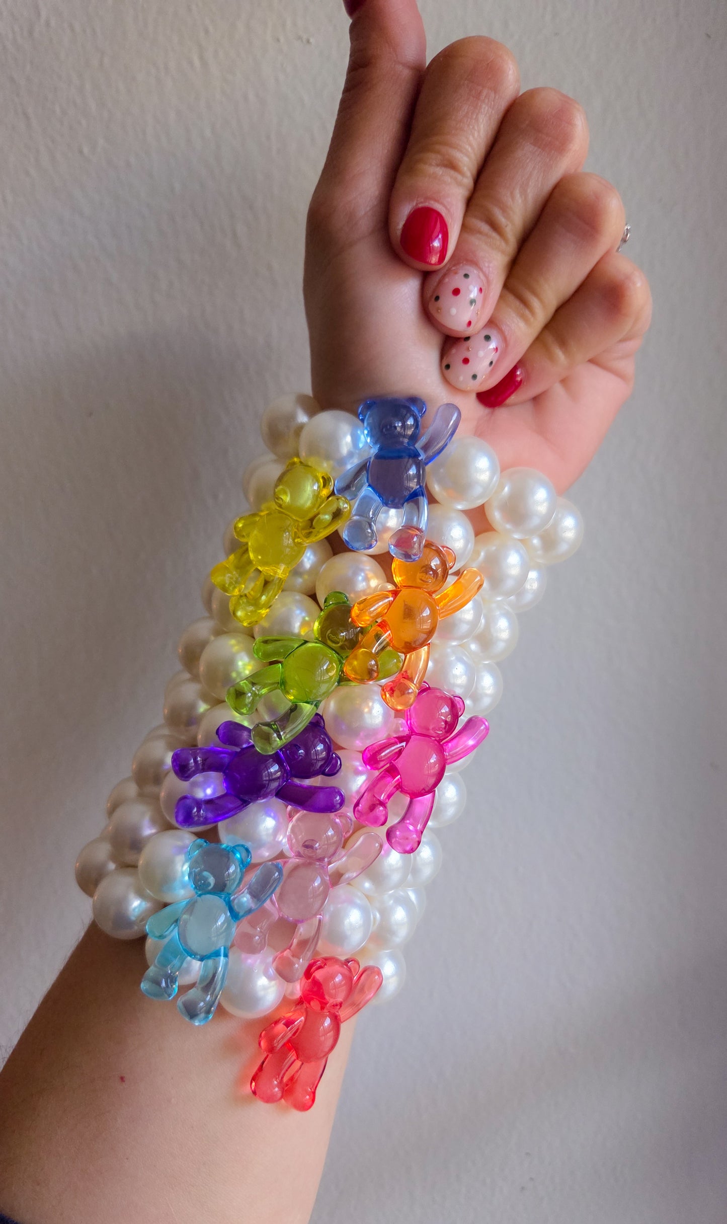 ✨ Crystal Teddy Elastic Bracelet – Handmade Chunky Pearls & Acrylic Bears | Y2K Dopamine Dressing Jewelry