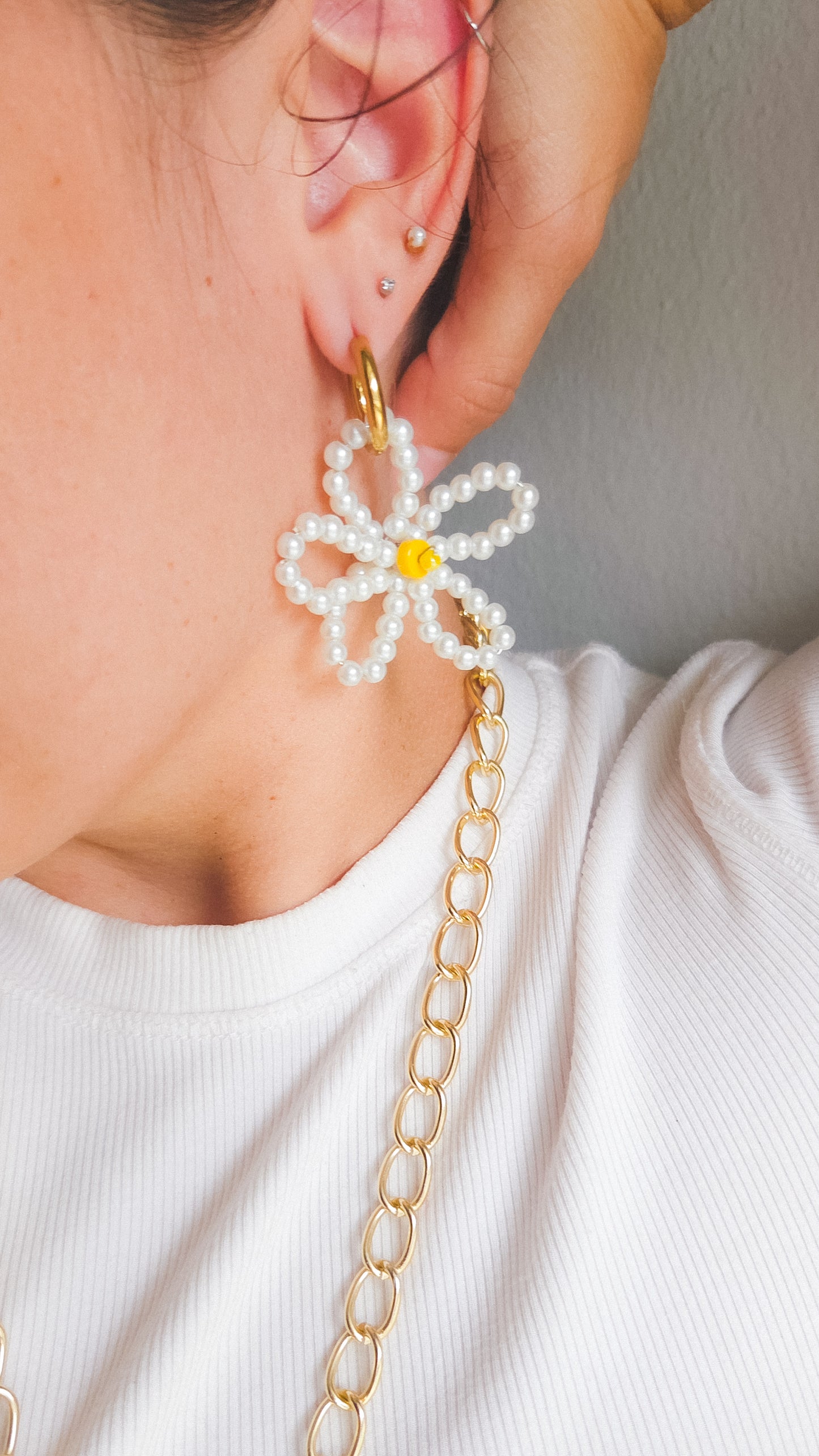 Daisy Pearl Hoops