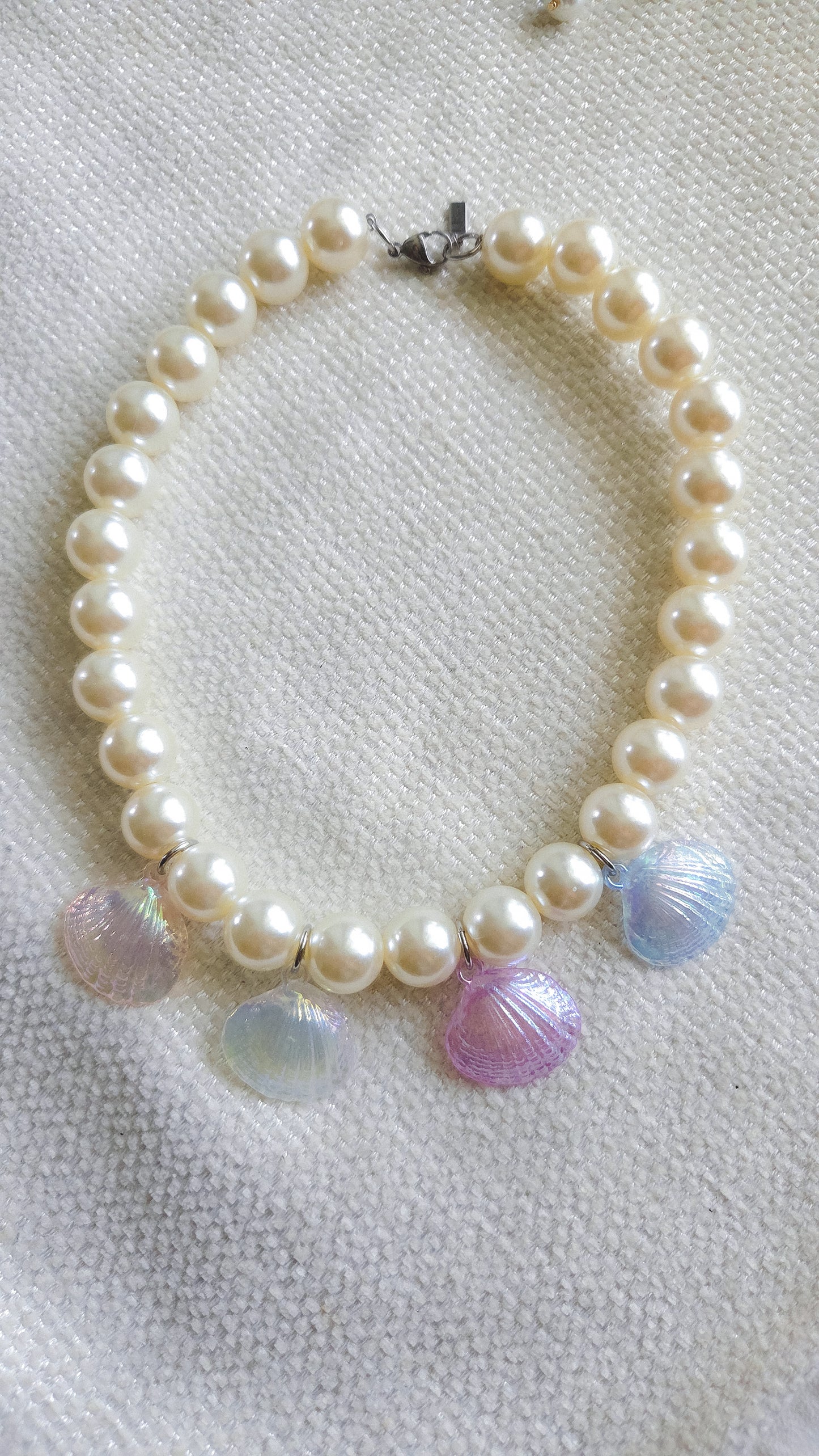✨ Conchita Pearl Necklace