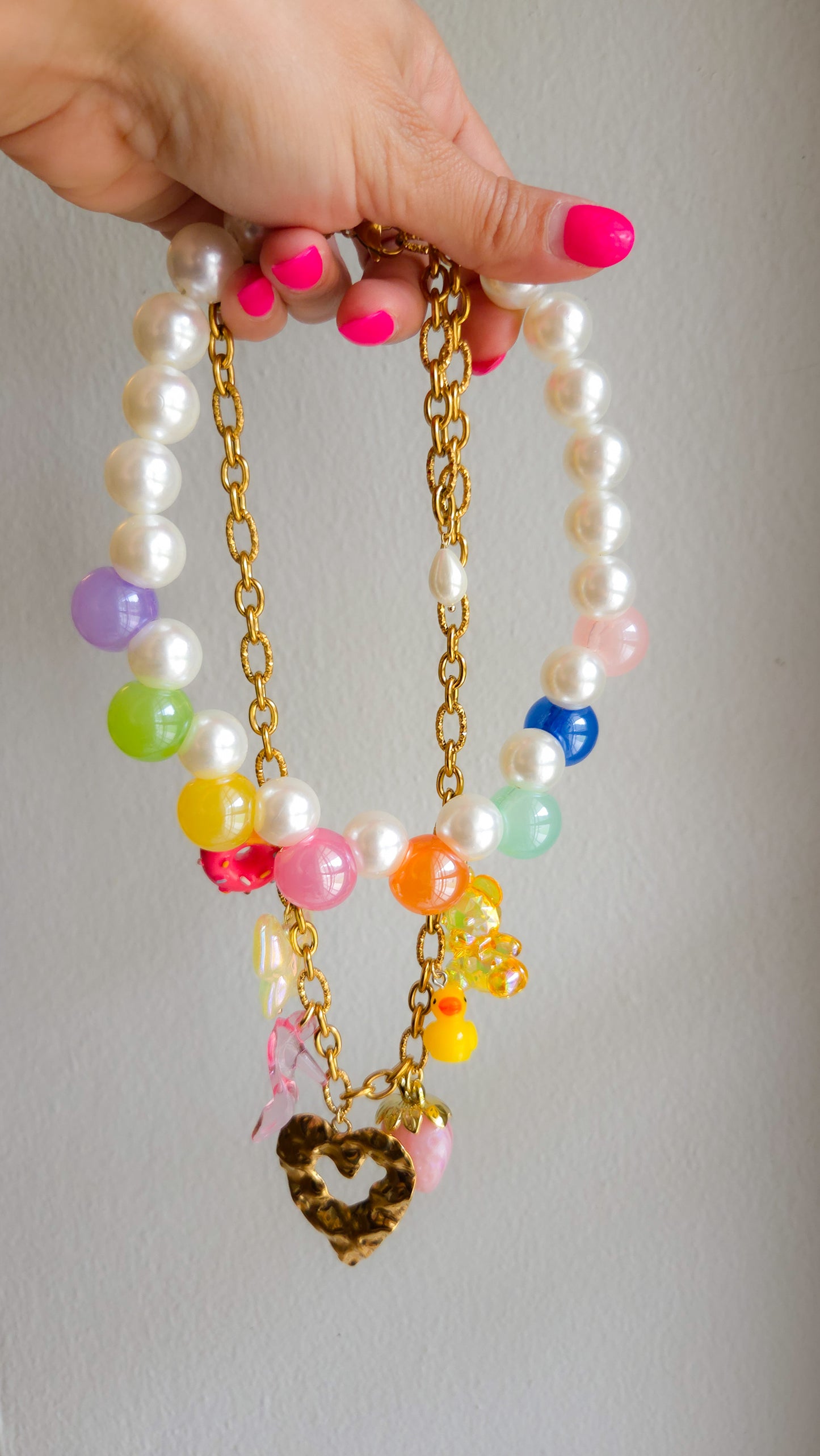 Bubbly Dreams Necklace 🌈💭
| Handmade Dopamine Jewelry