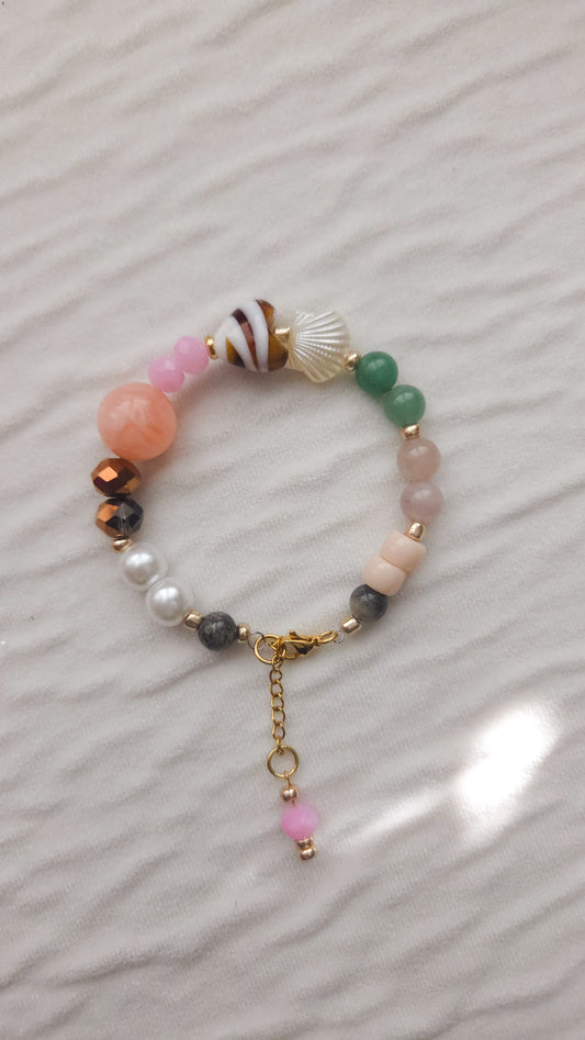 Shell Heart Charm Bracelet