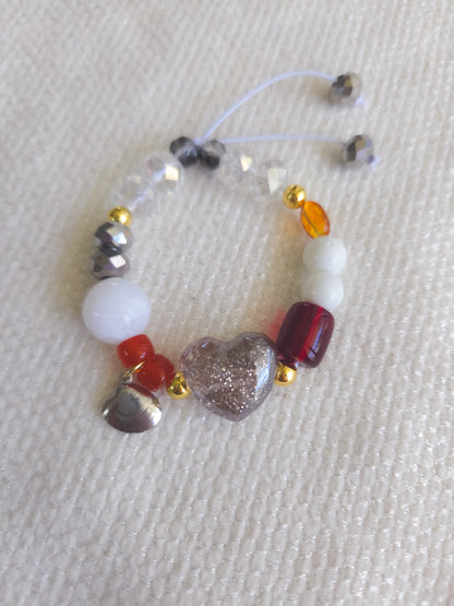 Mocha Heart Shell Bracelet ☕️🩶🐚